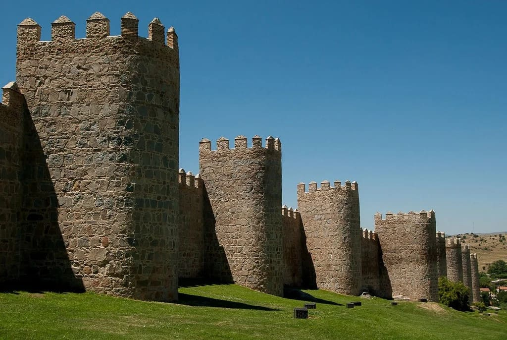 spain-avila-ramparts-d7d95b-1024